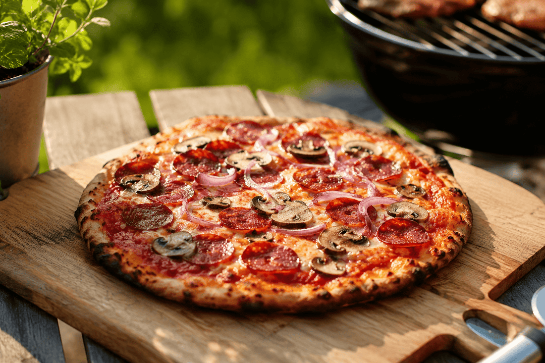 Pizza croustillante cuite au barbecue