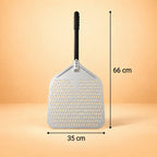 Dimensions de la pelle à pizza perforée grise : 35 cm de large et 66 cm de long